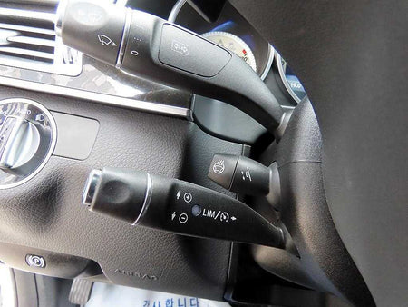 Mercedes-Benz E-Class — photo 12