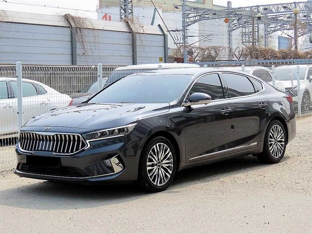 Kia K7 — photo 02