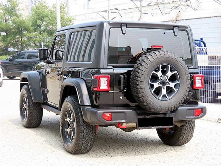 Jeep Wrangler — photo 03