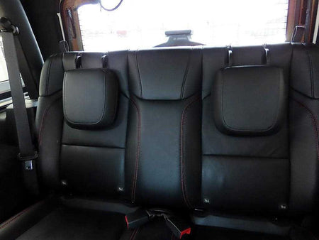 Jeep Wrangler — photo 06