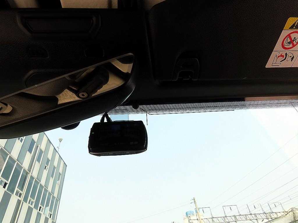 Jeep Wrangler — photo 16
