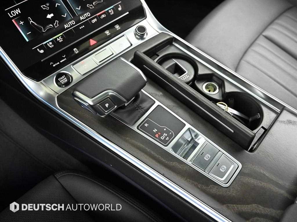 Audi A6 — photo 09