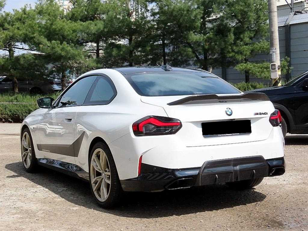 BMW 2-Series — photo 03