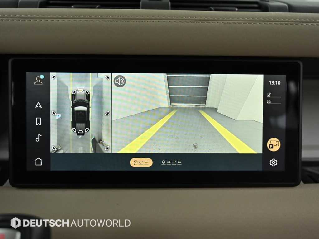 Land Rover Defender — photo 15