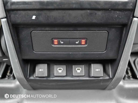 Land Rover Defender — photo 16