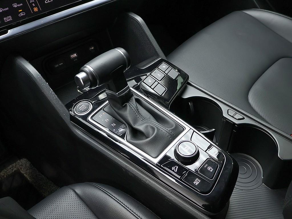 Kia Sportage — photo 10