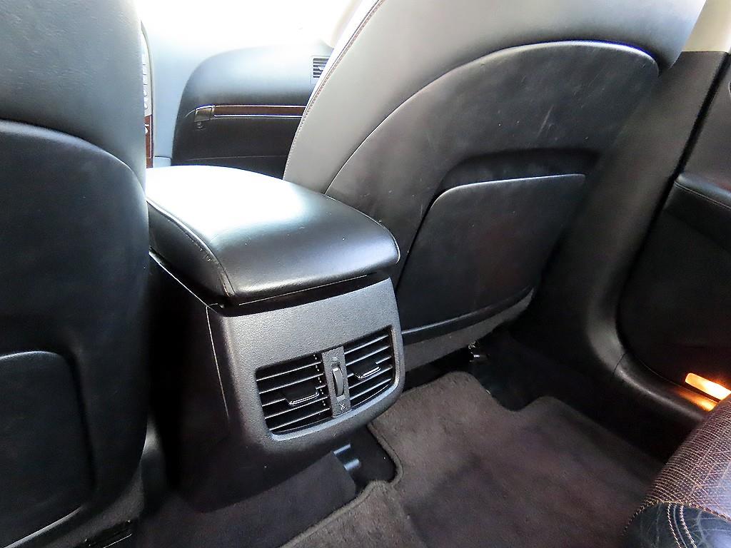 Lexus ES — photo 17