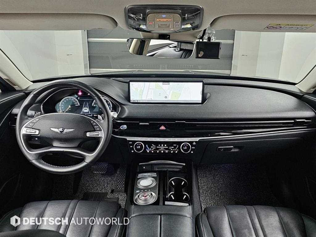 Genesis G80 — photo 07