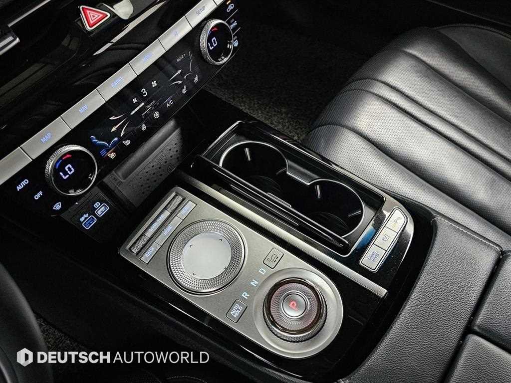 Genesis G80 — photo 09
