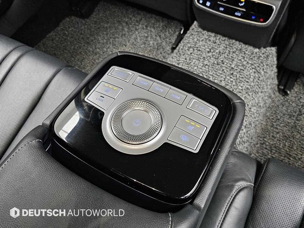 Genesis G80 — photo 16