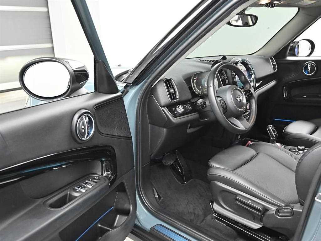 Mini Countryman — photo 11