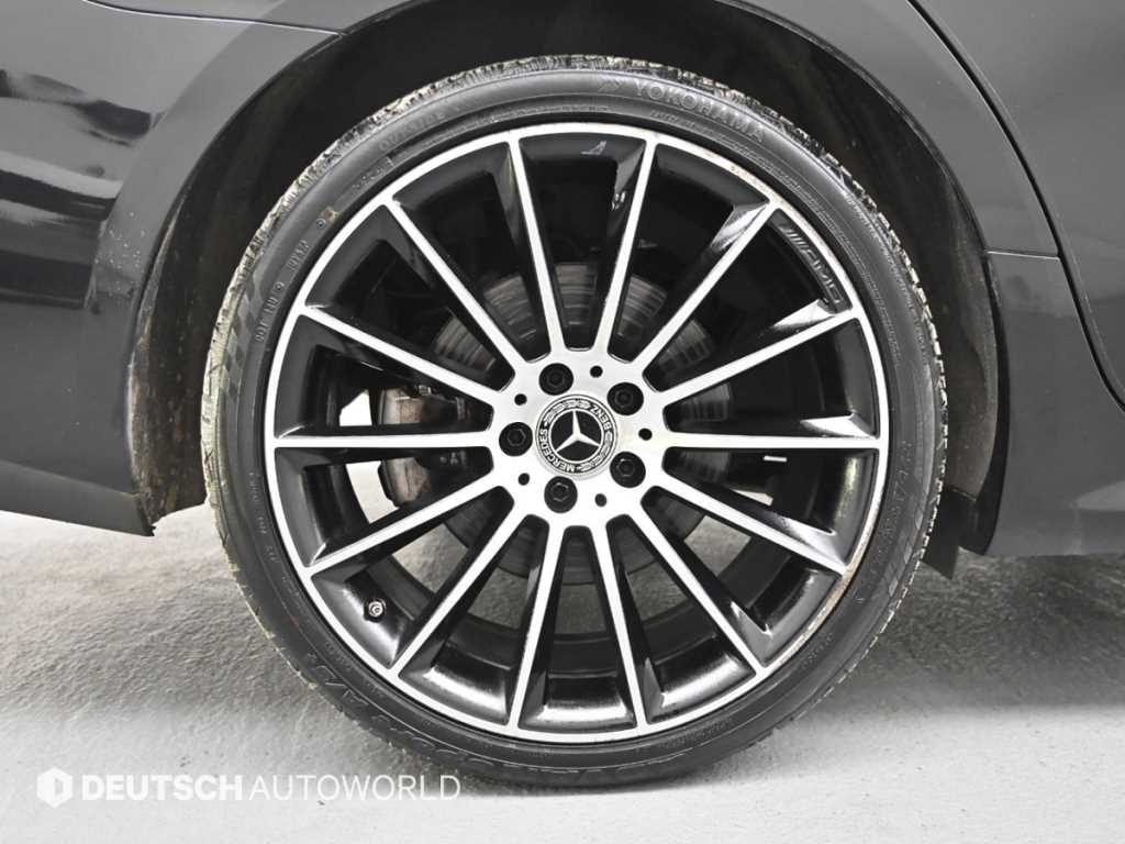 Mercedes-Benz CLS-Class — photo 05