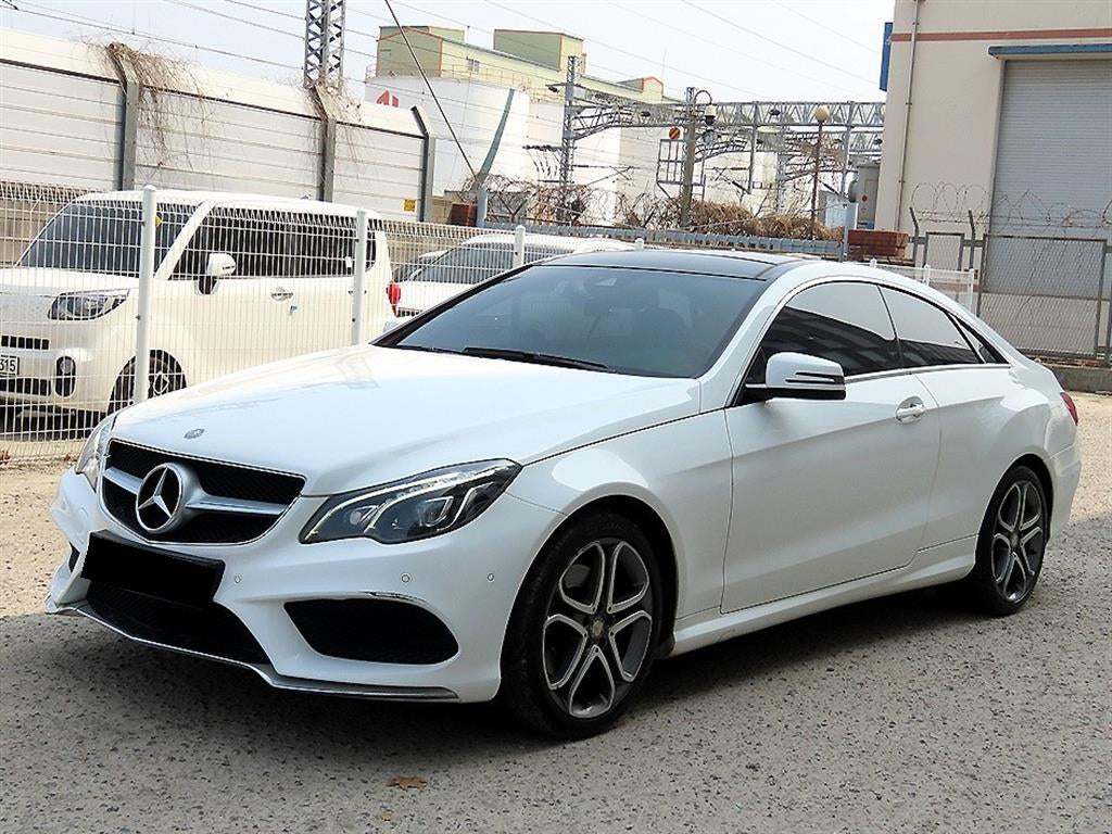 Mercedes-Benz E-Class — photo 02