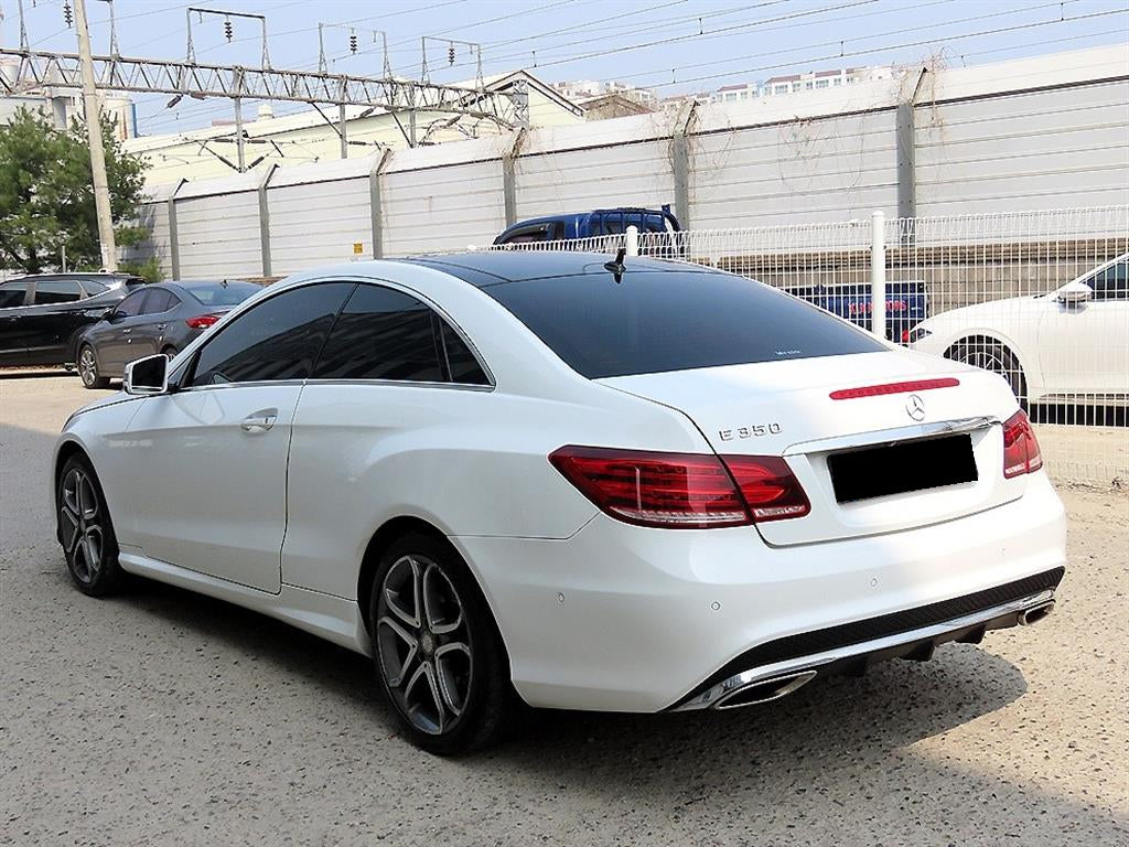 Mercedes-Benz E-Class — photo 03