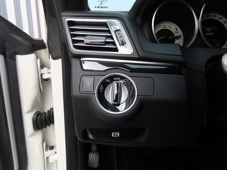 Mercedes-Benz E-Class — photo 13