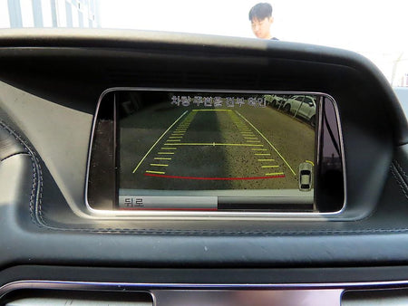 Mercedes-Benz E-Class — photo 16