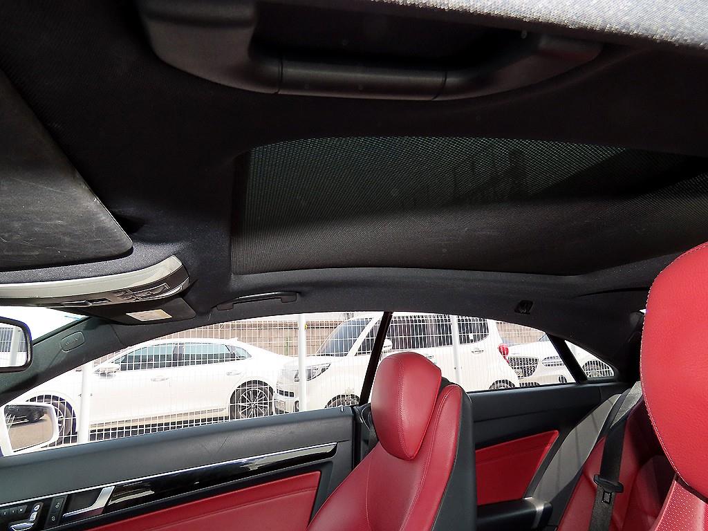 Mercedes-Benz E-Class — photo 18