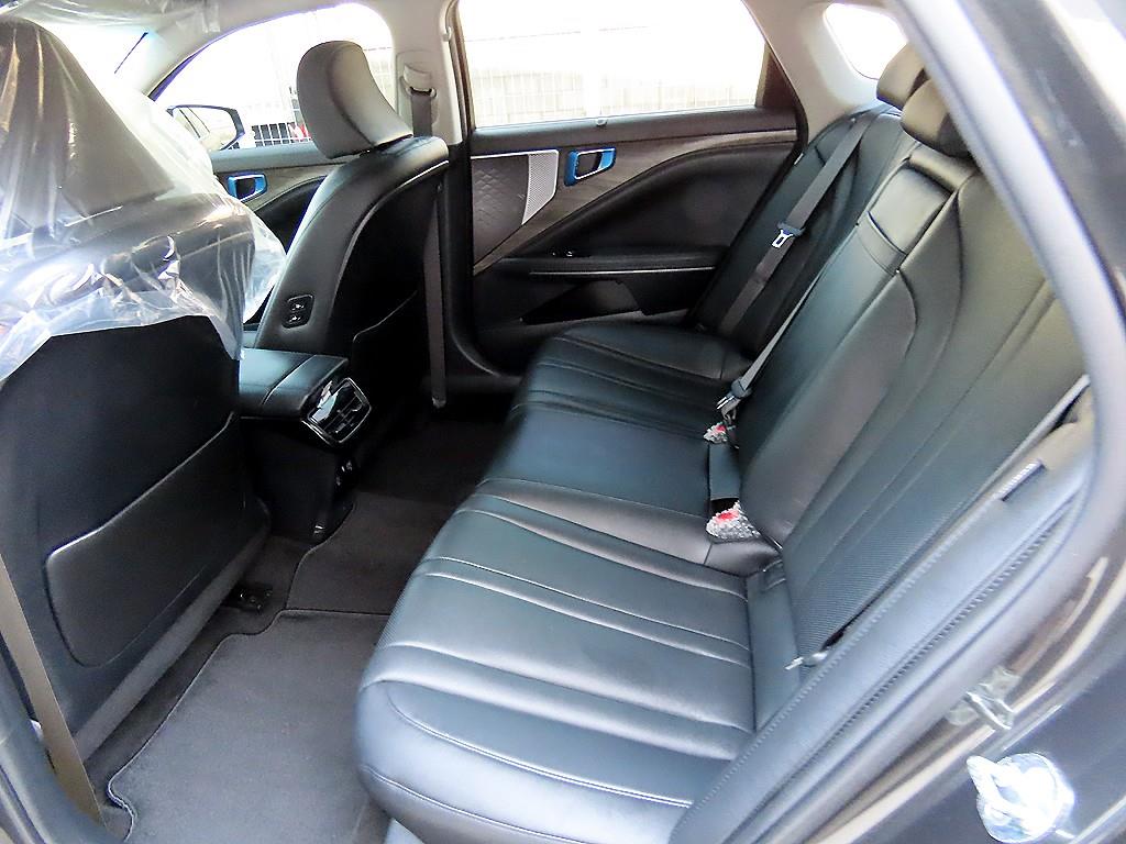 Kia K8 — photo 06
