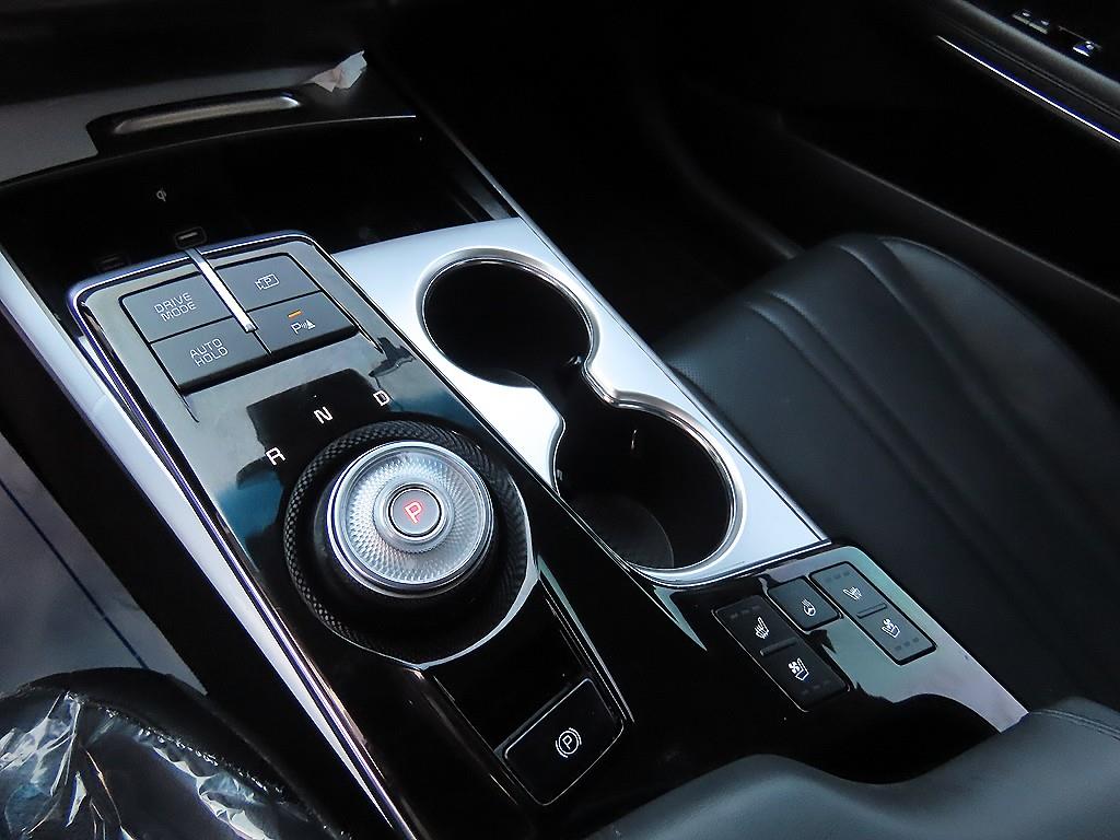 Kia K8 — photo 10