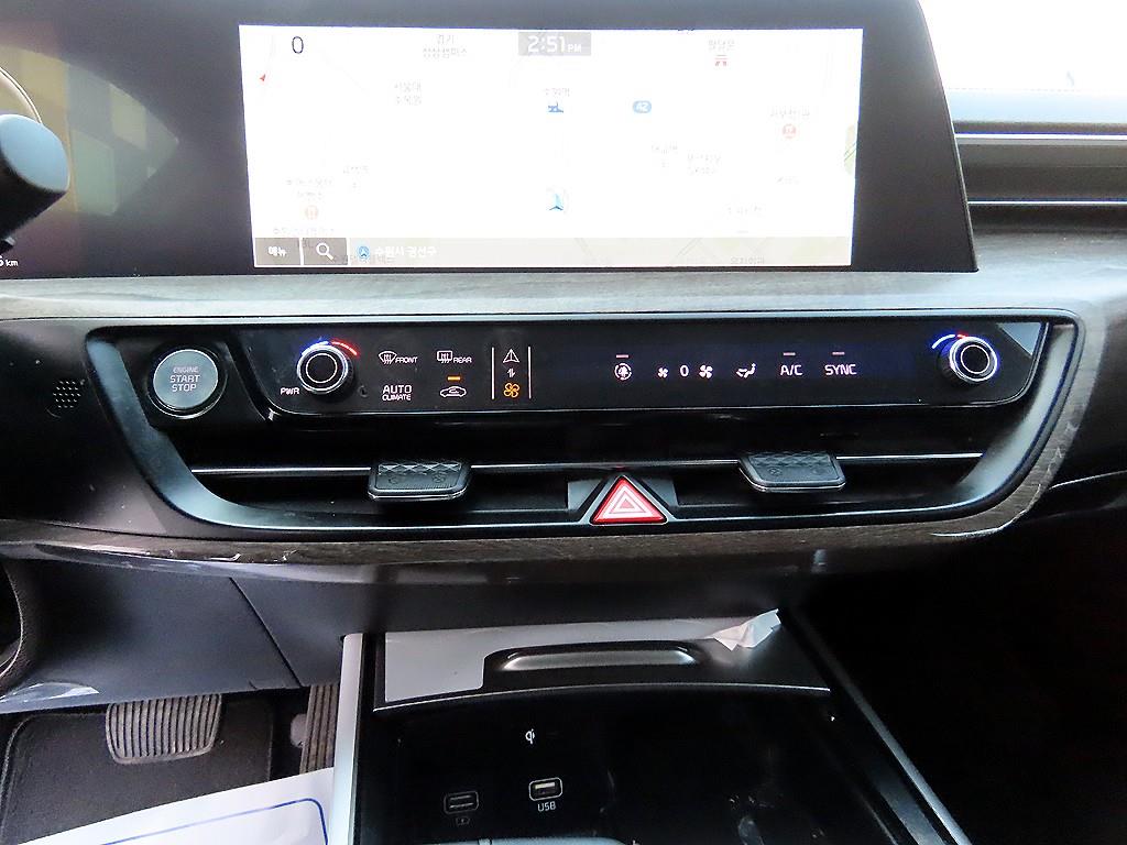Kia K8 — photo 12