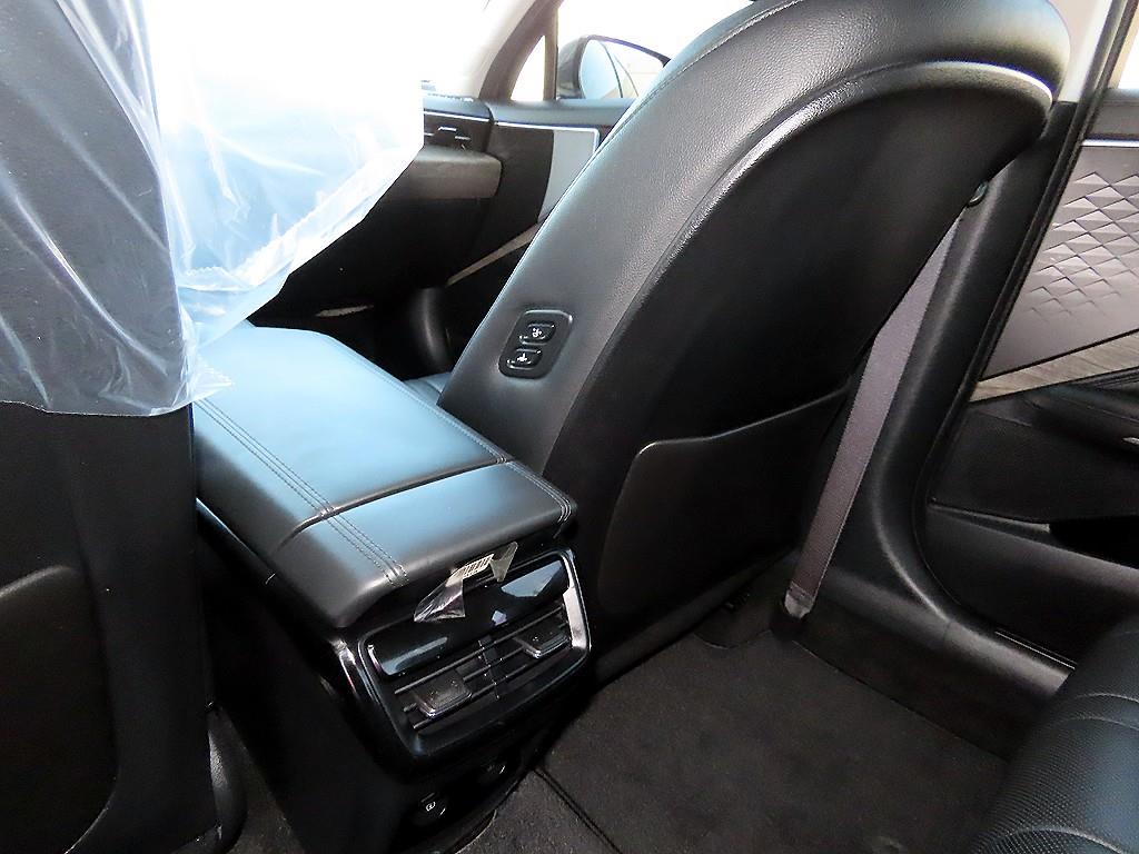 Kia K8 — photo 16