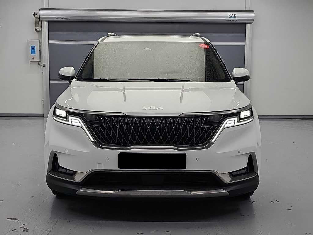 Kia Carnival — photo 02
