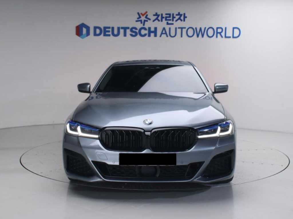 BMW 5-Series — photo 03