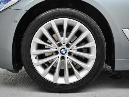 BMW 5-Series — photo 05