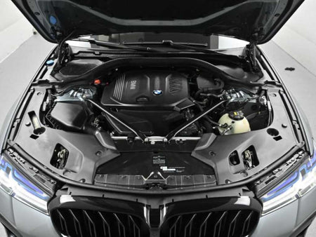 BMW 5-Series — photo 06