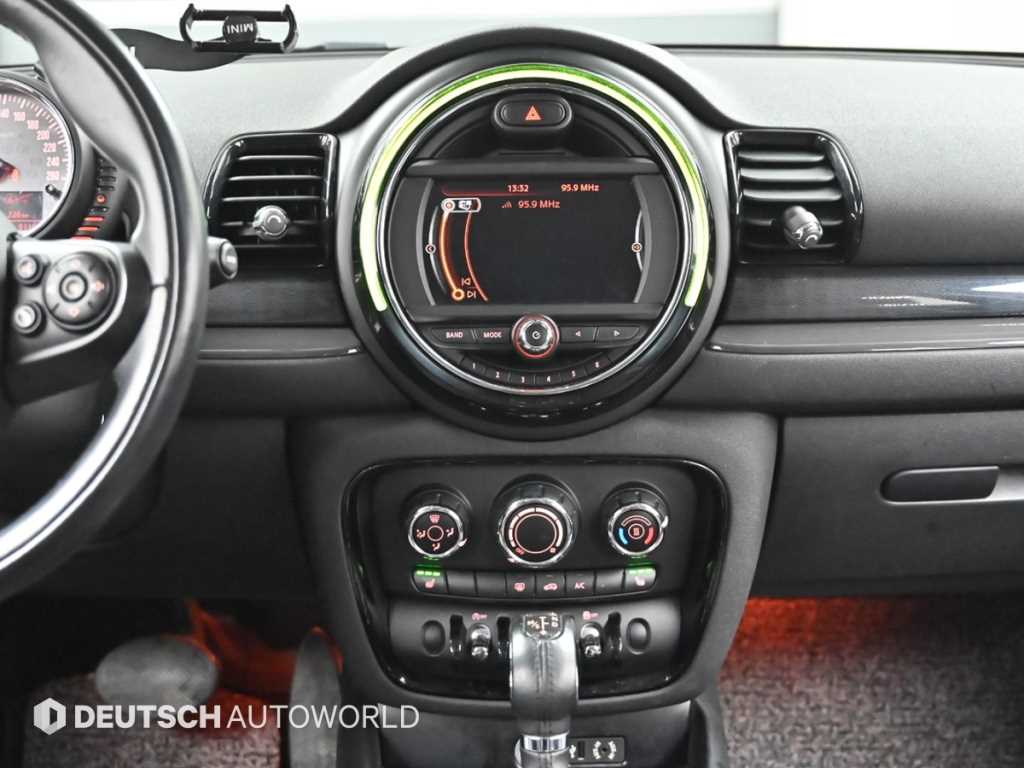 Mini Clubman — photo 14