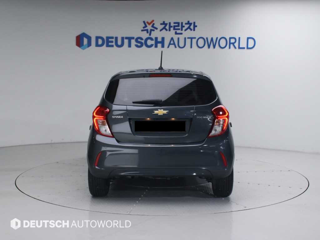 CHEVROLET Spark — photo 04