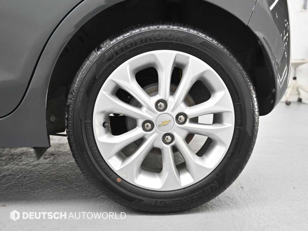 CHEVROLET Spark — photo 05