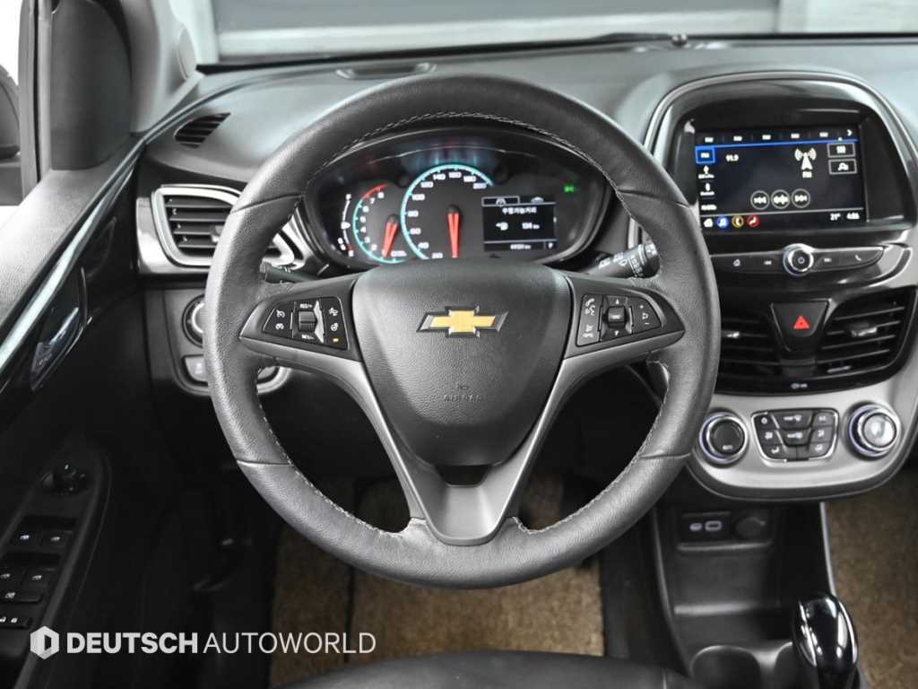 CHEVROLET Spark — photo 13