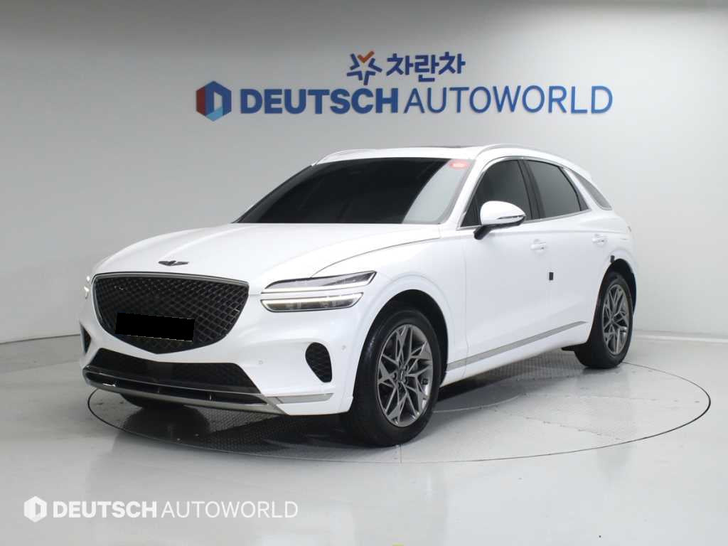 Genesis GV70 — photo 01