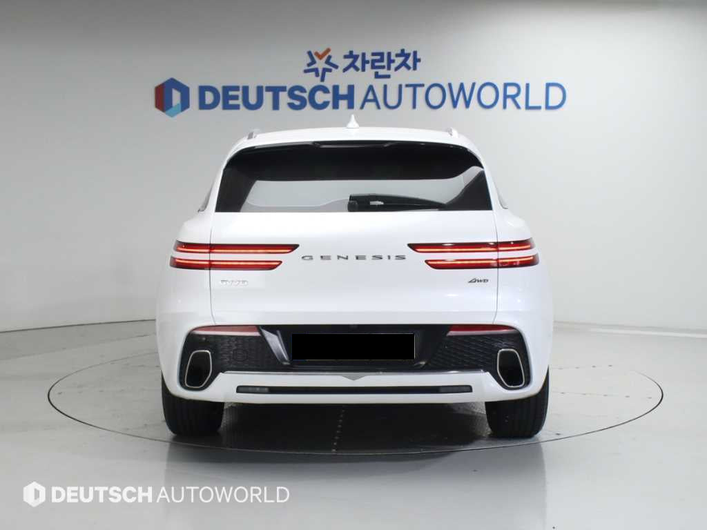 Genesis GV70 — photo 04