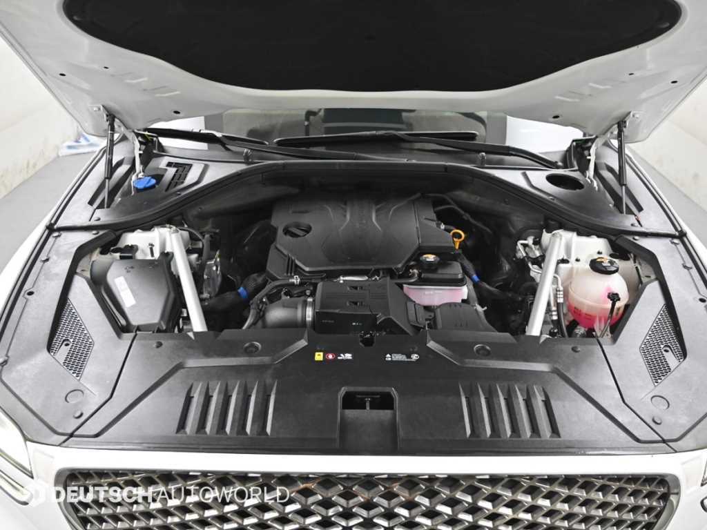 Genesis GV70 — photo 06