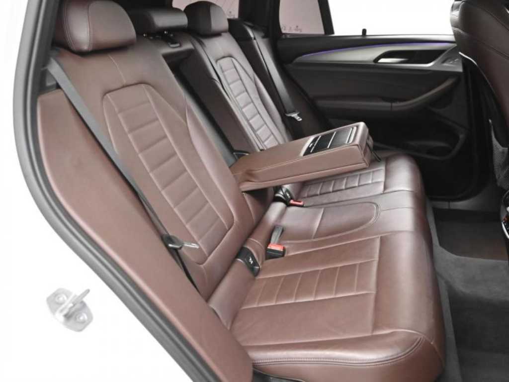 BMW X3 — photo 12