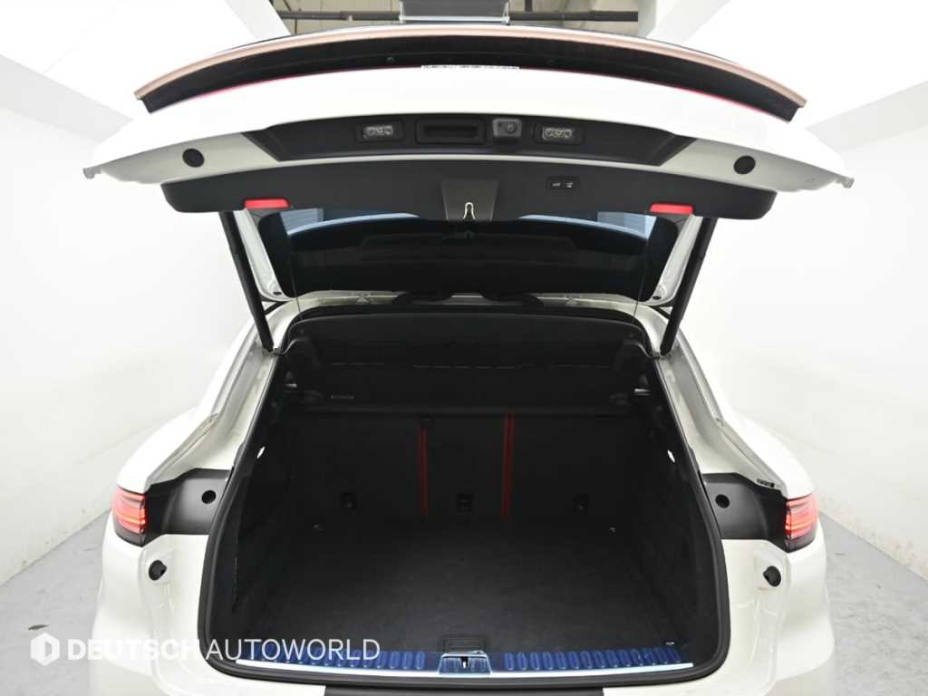 Porsche Cayenne — photo 19