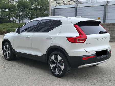 Volvo XC40 — photo 03