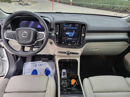 Volvo XC40 — photo 07
