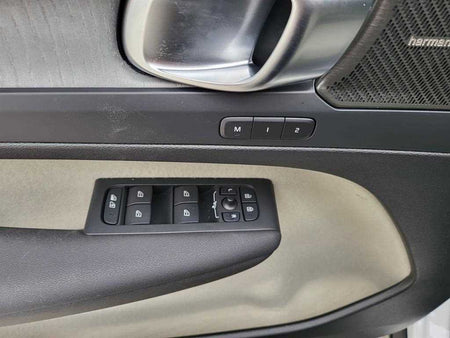 Volvo XC40 — photo 12