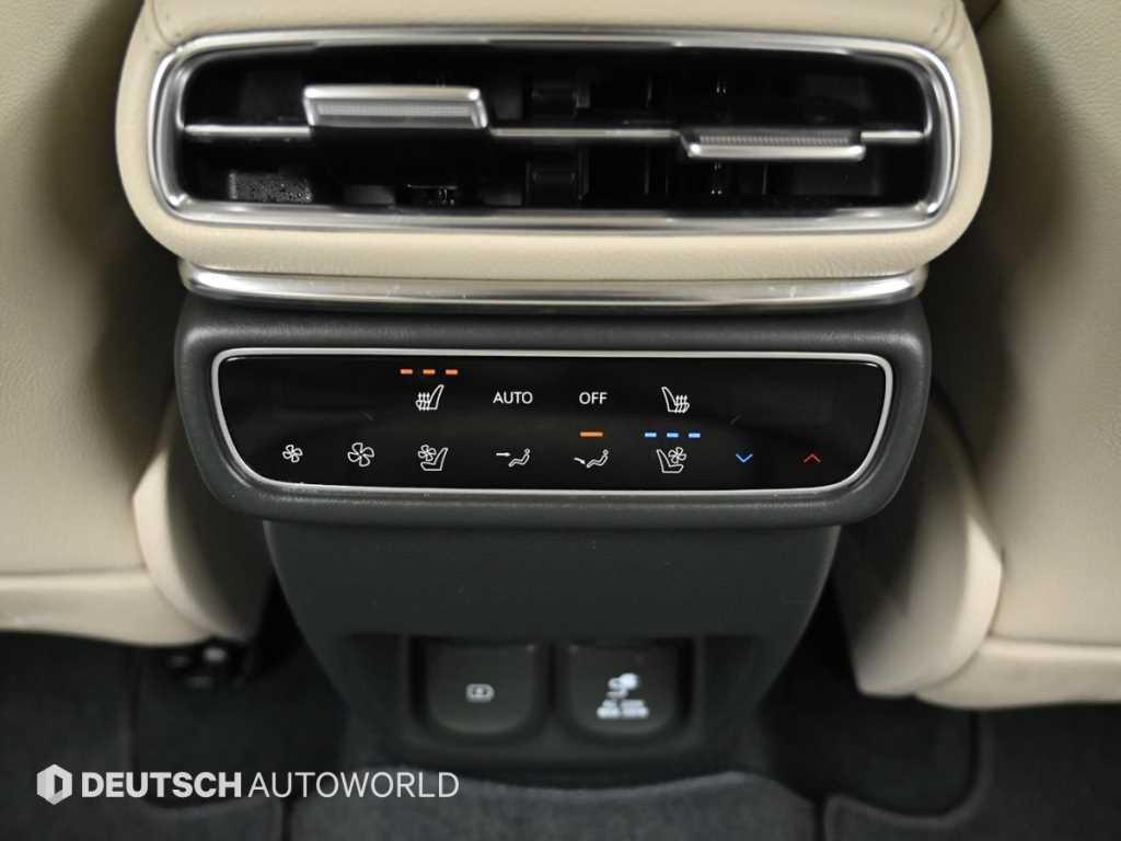 Genesis GV80 — photo 16