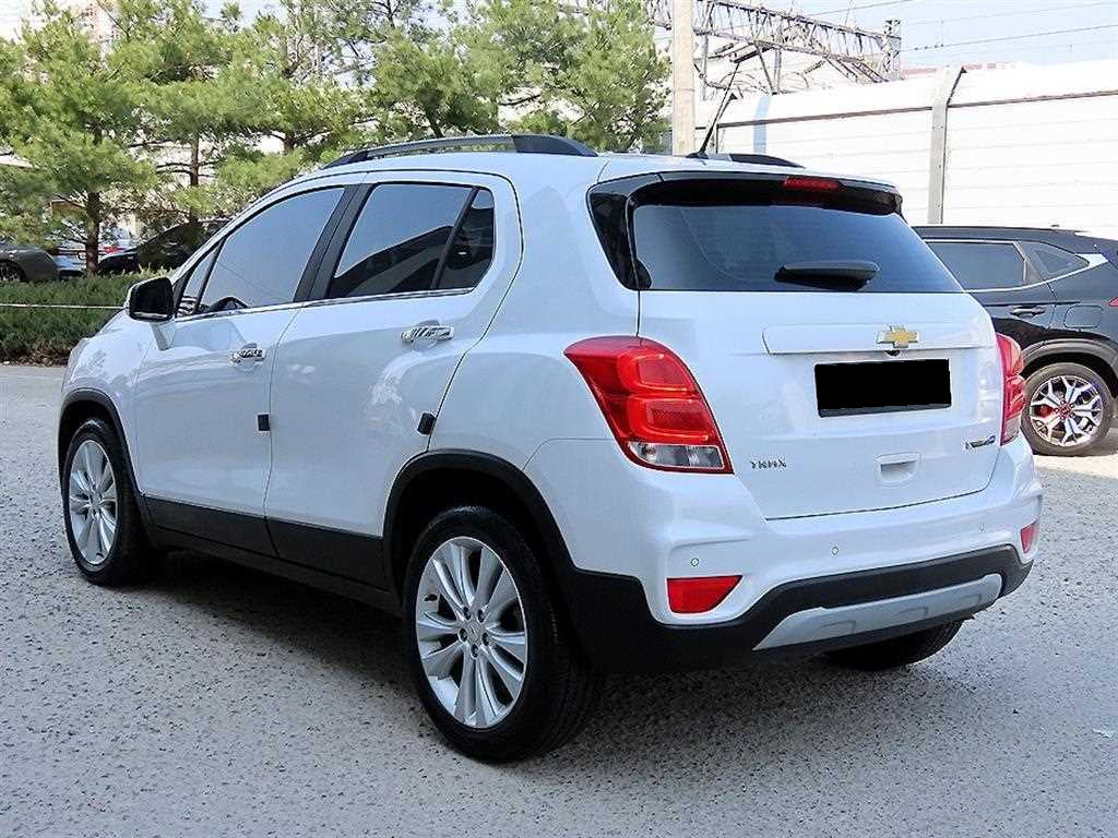 CHEVROLET Trax — photo 03