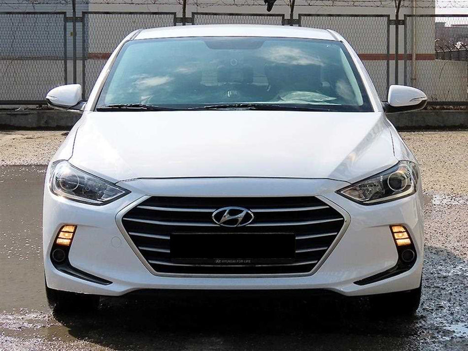 Hyundai Avante — photo 01