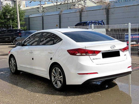 Hyundai Avante — photo 03