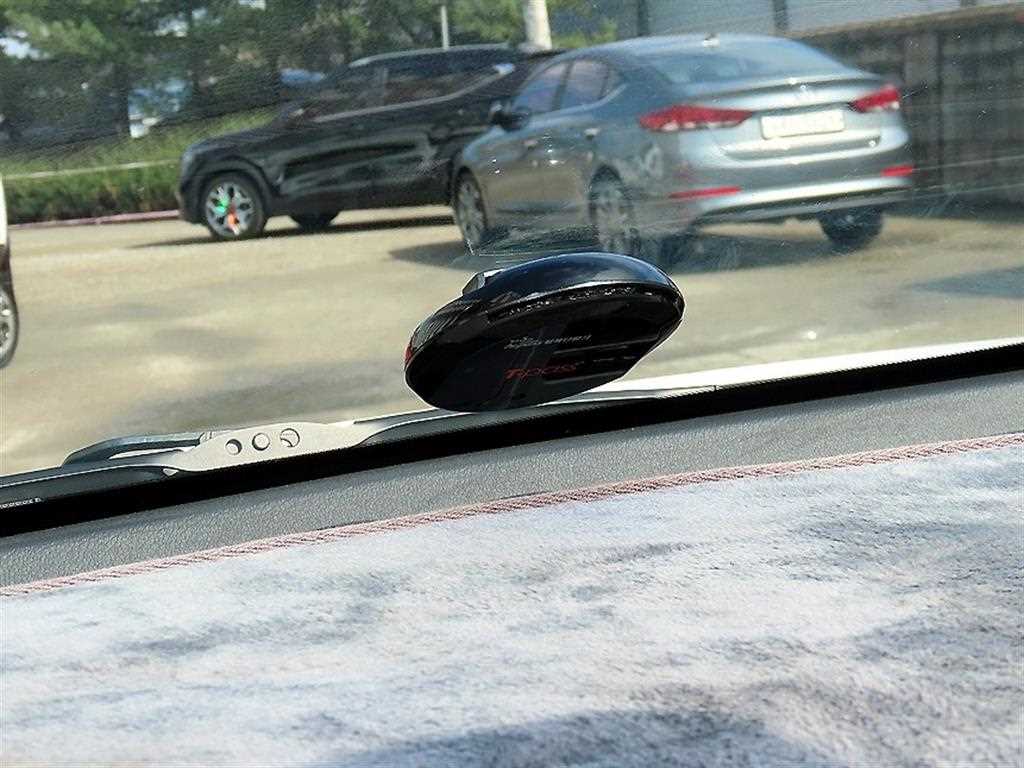 Hyundai Avante — photo 17