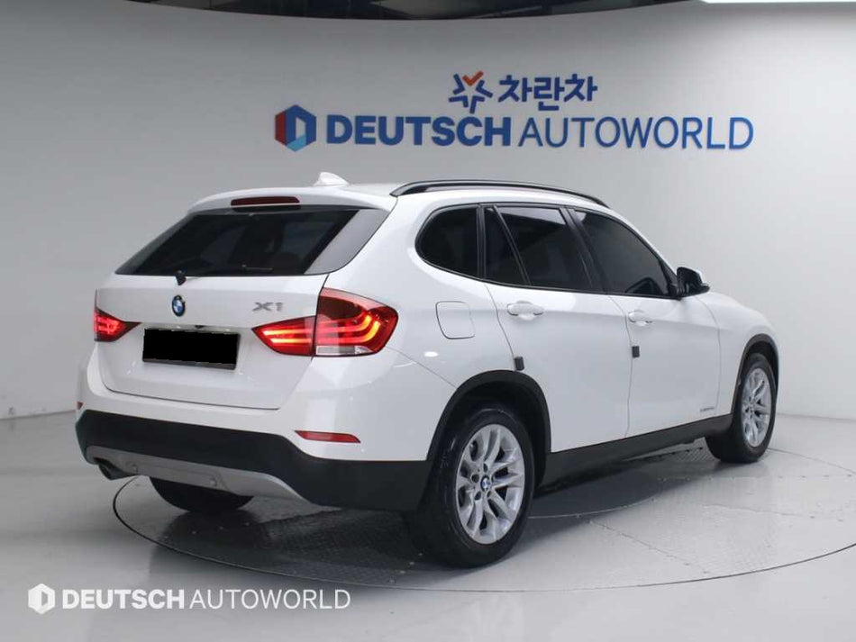 BMW X1 — photo 02