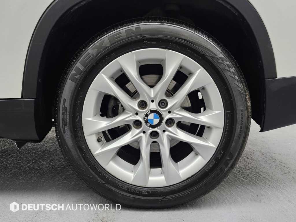 BMW X1 — photo 05