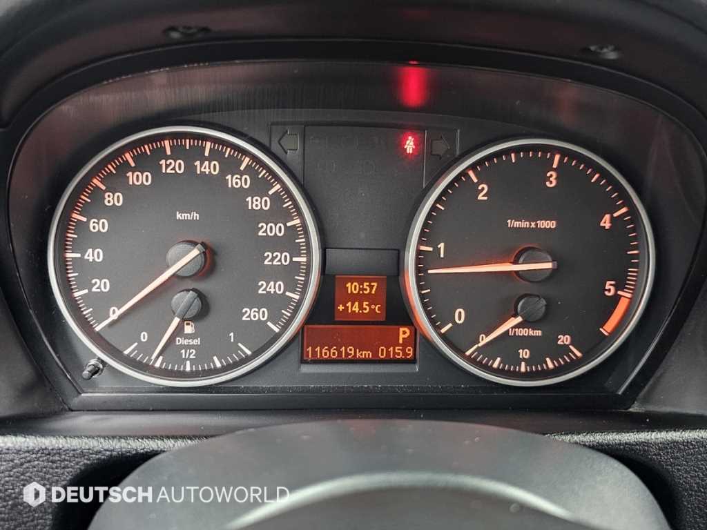 BMW X1 — photo 08