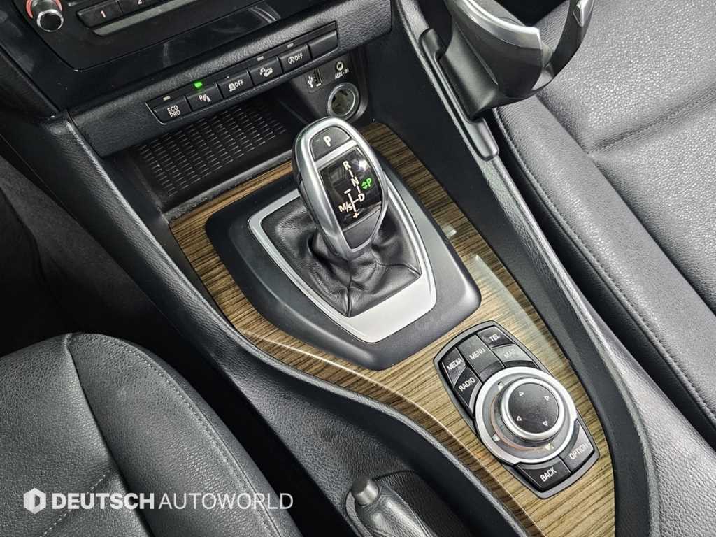 BMW X1 — photo 09